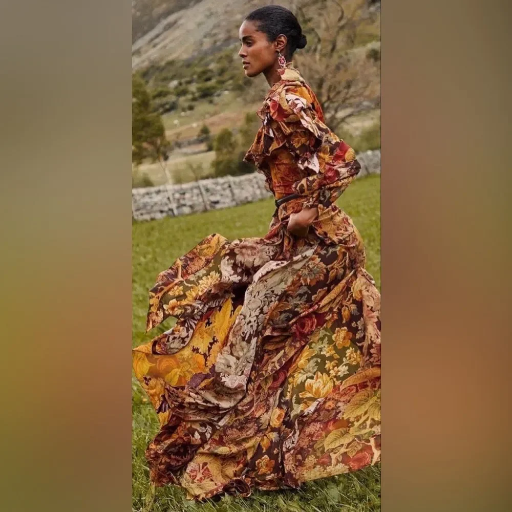 Ralph Lauren Fall 2022 Collection Deklan Floral Print Silk Day Dress - Picture 12 of 17